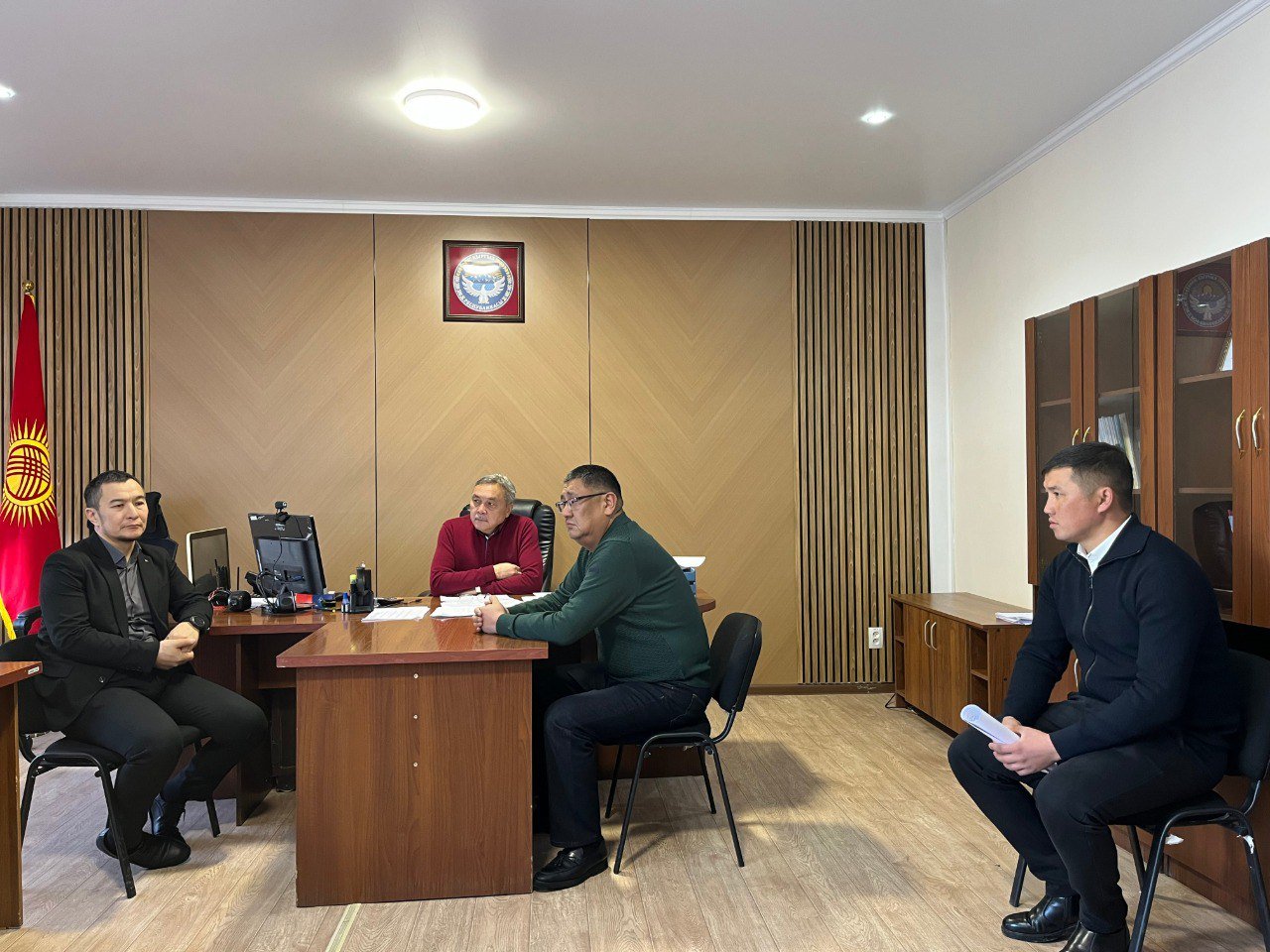 photo_5323438807950494917_y